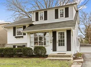 1112 Wilson Ave, Wheaton, IL 60189