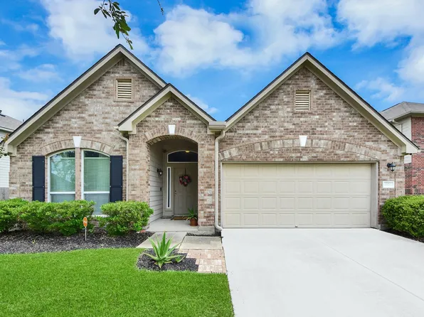 1326 Auburn View Ln, Fresno, TX 77545