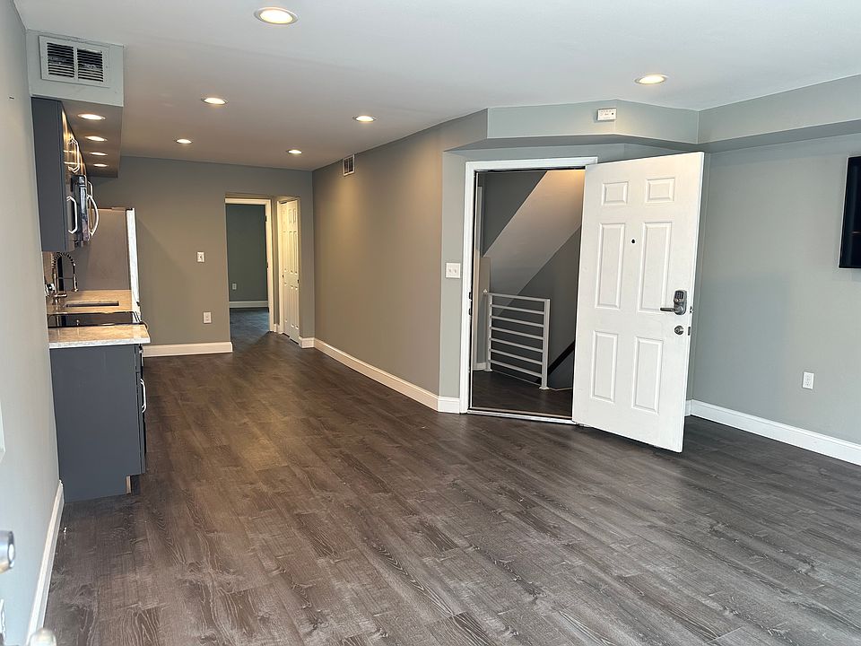 1st image of 648 South St Floor 2