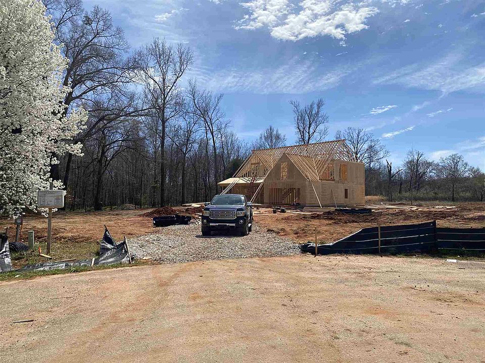 1st image of 206 Alexander Lakes Dr
