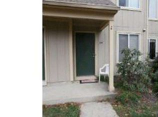 347 Woodlake Dr, Marlton, NJ 08053