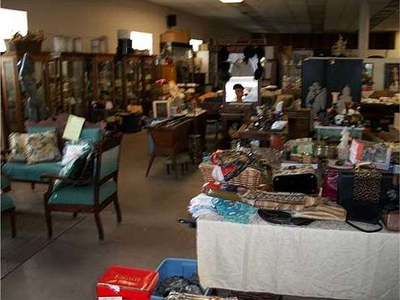 4th image of 22 Jersey Ave