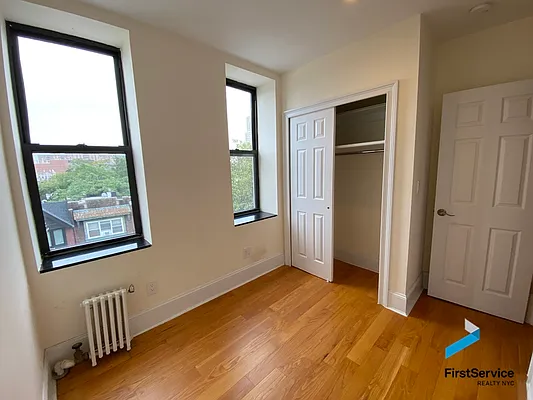 Rented by FirstService Realty (legacy) | media 13