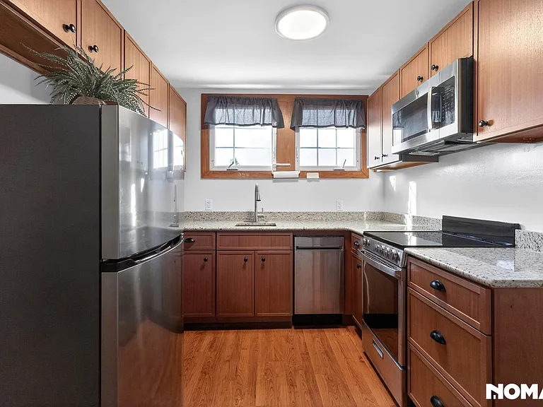 21 Hall Ave #3 — Photo 6