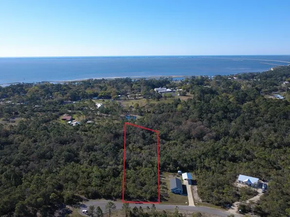 339 Blue Heron Dr, Eastpoint, FL 32328