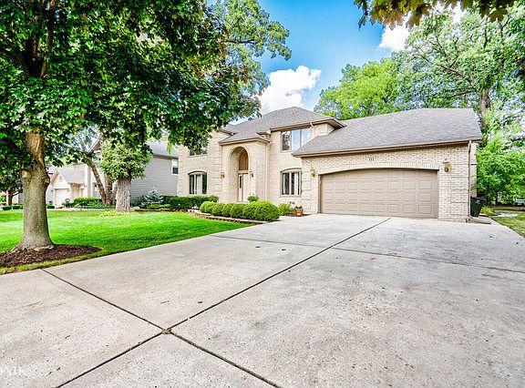 4th image of 111 Florina Ct