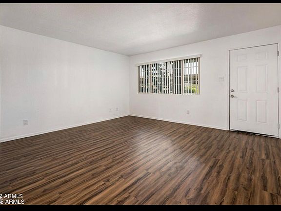 2nd image of 3810 N MARYVALE Parkway #1058