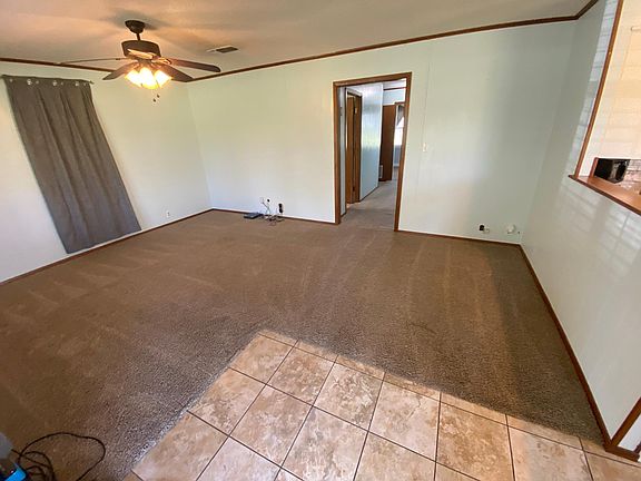 4th image of 587 Farm Road 2890