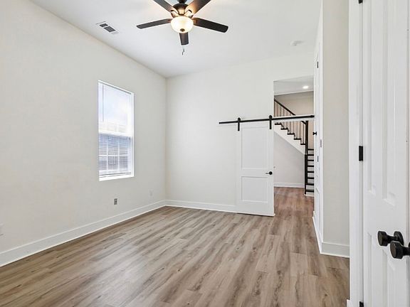 3rd image of 2024 Bienville St