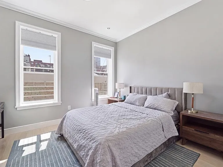313 Washington St #4 — Photo 14