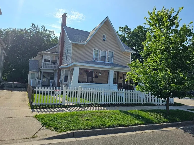 1143 Madison Ave SE #C — Photo 21