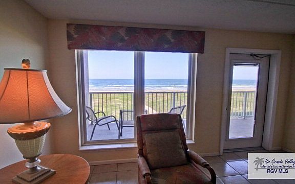 5th image of 2216 Gulf Blvd #402