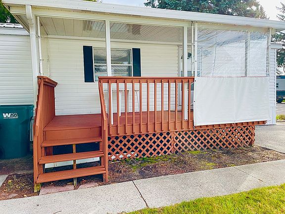 3rd image of 526 N Lake St Lot 63