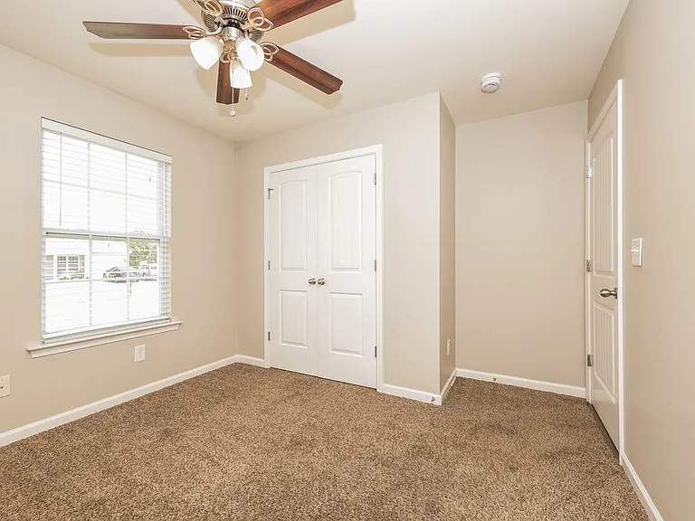 2014 Cobblestone Dr — Photo 13