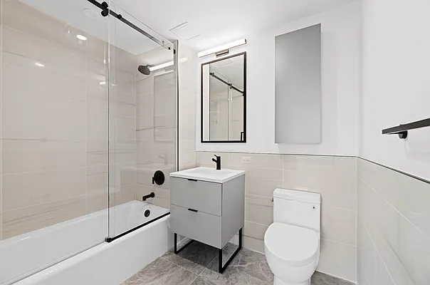 Rented by REAL New York | media 25