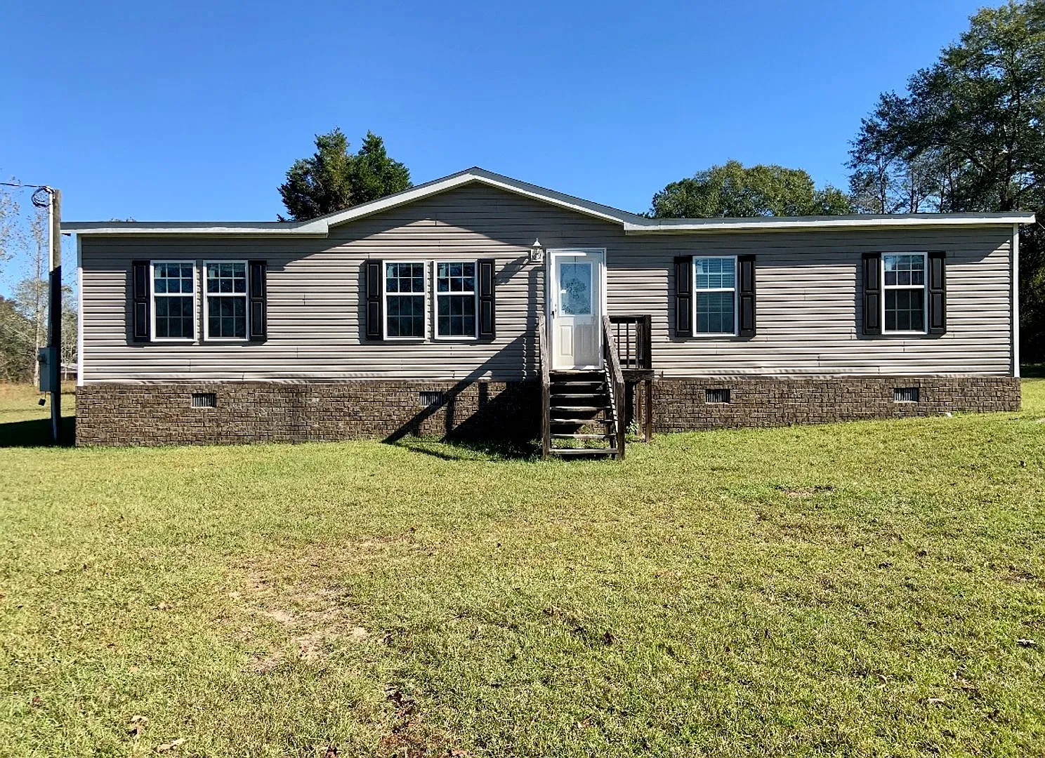 4 bed/2 bath mobile home — Photo 1