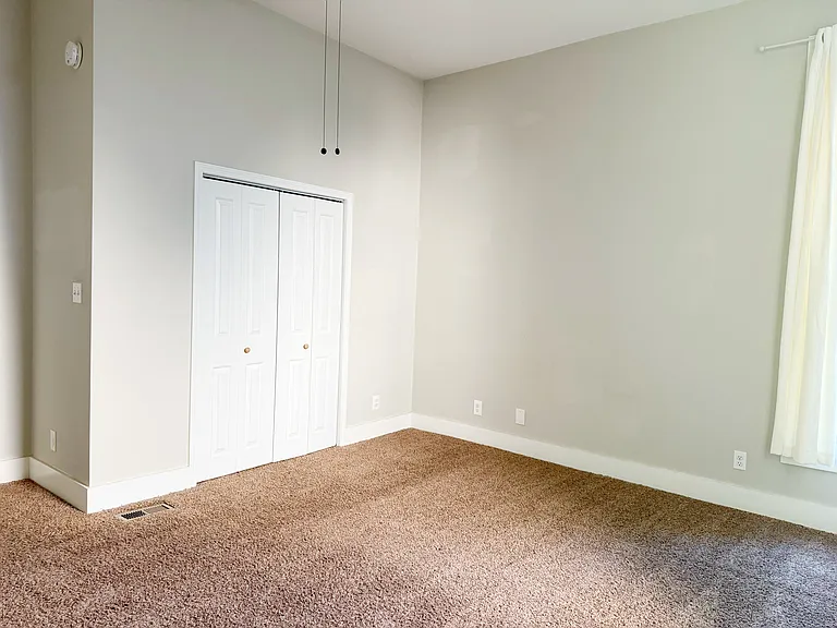 28 E Powell Ave #A — Photo 8