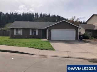 1142 Enstad Ln, Silverton, OR 97381