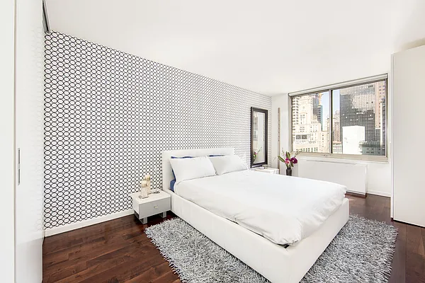 Sold by Up Real Estate Advisors LLC | media 18