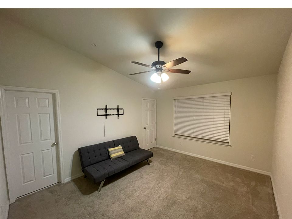1st image of 1208 Pavia Dr