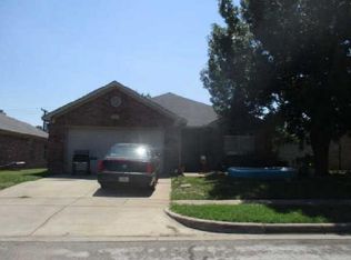 6010 Silkcrest Trl, Arlington, TX 76017