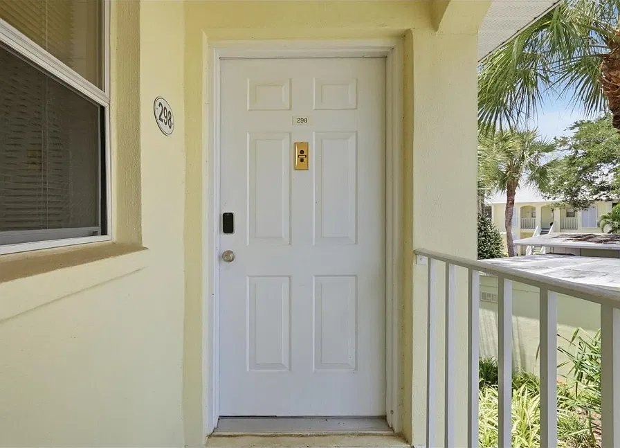 2 bed, 1110 sqft, $3,500 — Photo 4