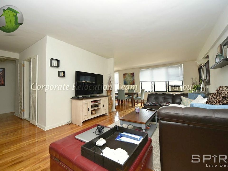 1st image of 3060 Crescent St APT 3A