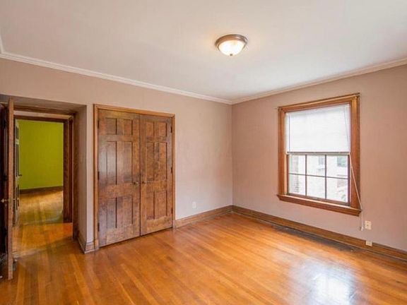 5th image of 33 Auburn Ave APT 11