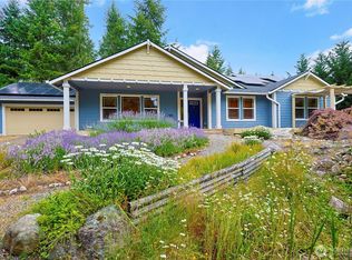 714 Tipsoo Loop S, Rainier, WA 98576