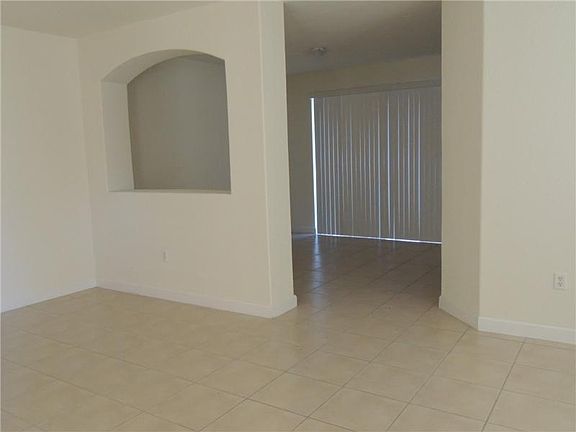 2nd image of 2531 SE 14th Ct
