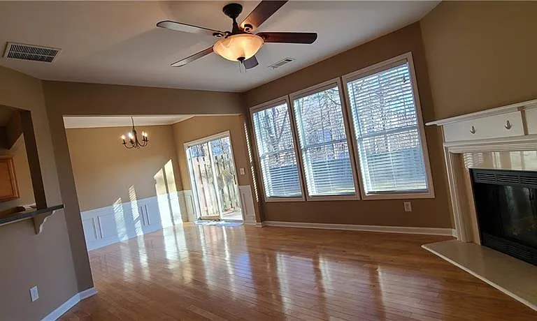 2058 Ellison Way NW — Photo 3
