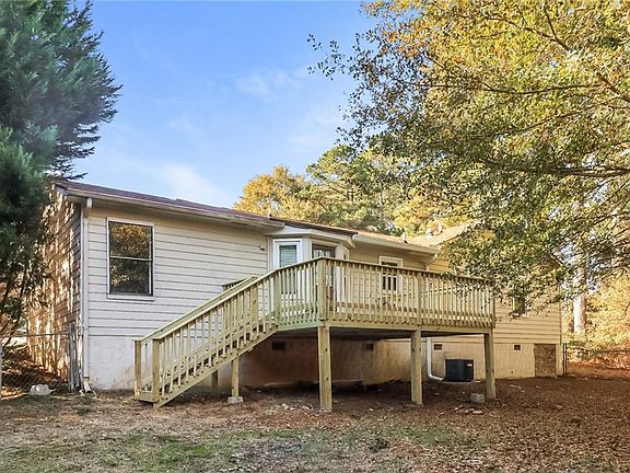 5th image of 1440 Marthas Ct