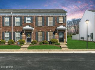 6807 Arbor Creek Dr, Louisville, KY 40228