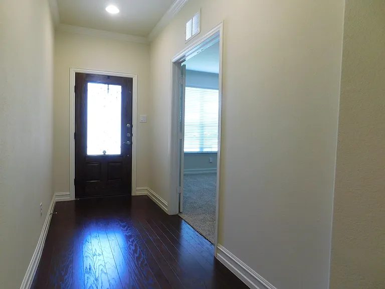 9616 Creekmere Dr — Photo 5
