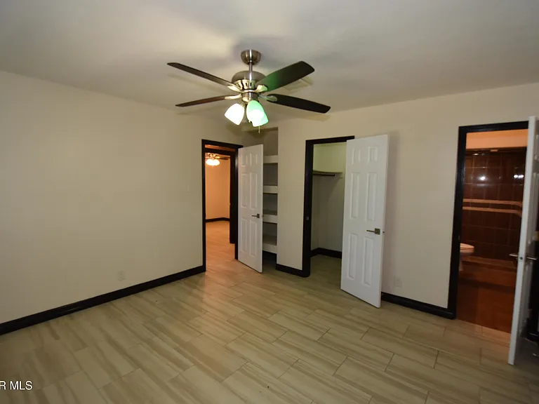 10800 Saigon Dr — Photo 24