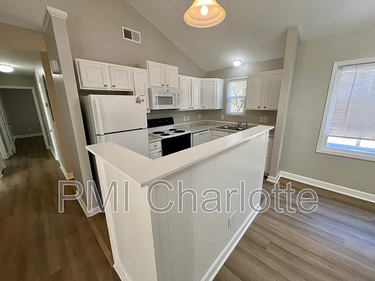 4744 State Highway 73 E — Photo 9