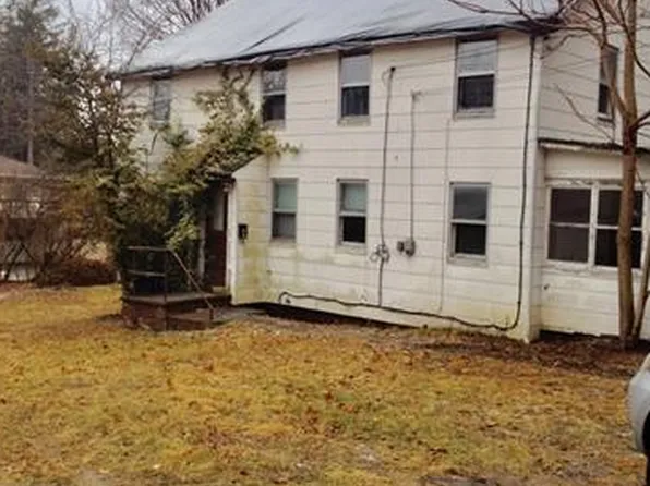 5 Upper Canal St, Pt Jervis, NY 12771