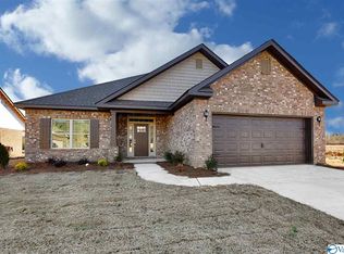 7601 Overton St, Owens Cross Roads, AL 35763