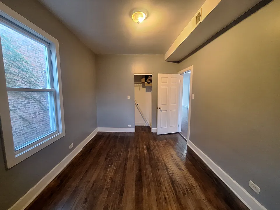 W Huron St