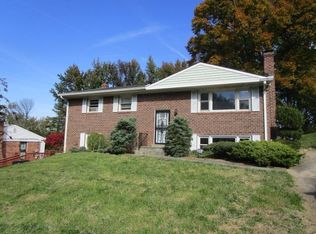 3006 Kingsway Rd, Fort Washington, MD 20744