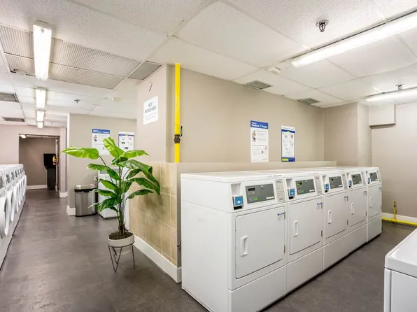 Davisville Village Apartments