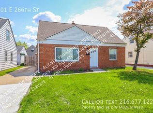 701 E 266th St, Euclid, OH 44132