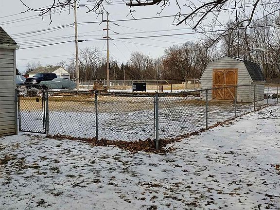 5th image of 106 W Shalley Dr