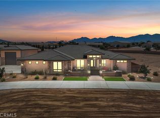 11811 Jenny St, Oak Hills, CA 92344