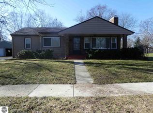 1026 South Dr, Mount Pleasant, MI 48858