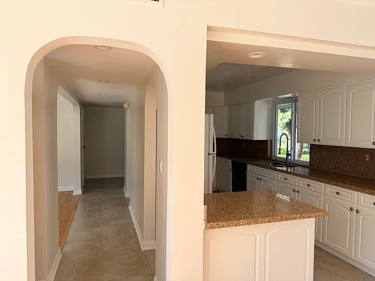 410 N Canyon Blvd — Photo 19