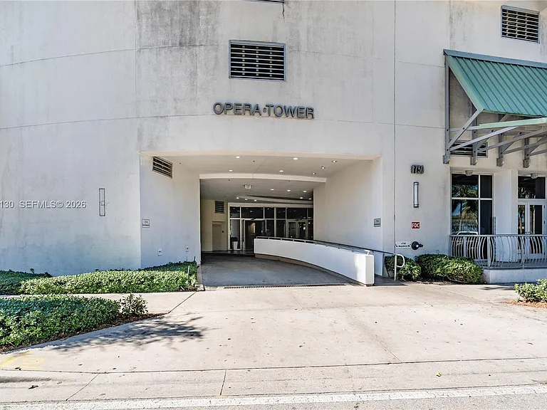 1750 N Bayshore Dr #3914 — Photo 38