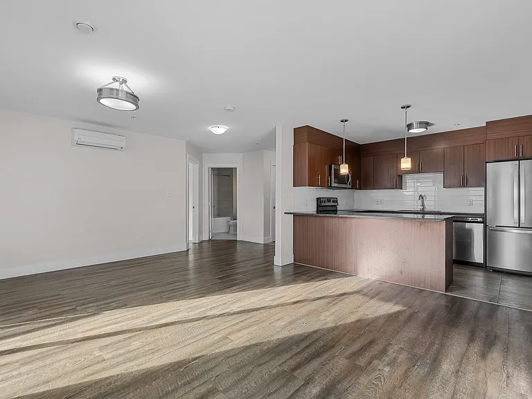 3569 Dutch Village Rd — Photo 26