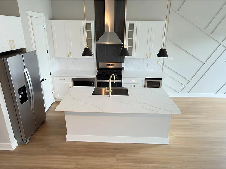 812 Thornton Rd #D — Photo 5