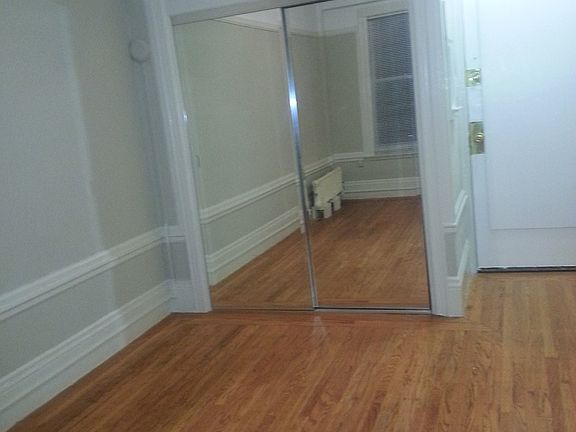 4th image of 639 Bush St APT 43
